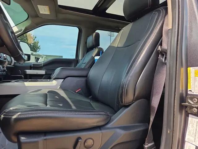 2020 Ford F-350 LARIAT