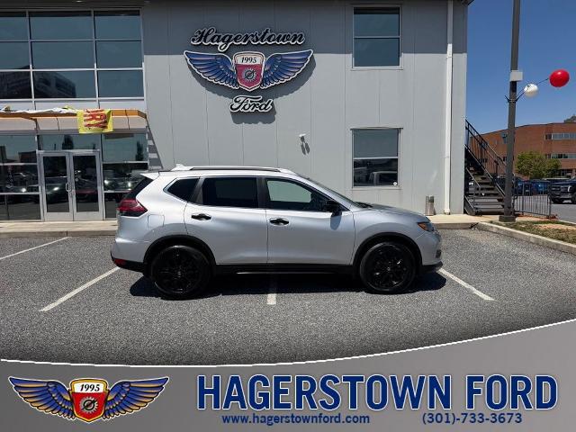 2018 Nissan Rogue SV for sale in Hagerstown, MD