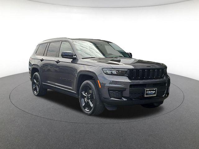2023 Jeep Grand Cherokee L Altitude 4x4 2023 Jeep Grand Cherokee L Altitude 4x4