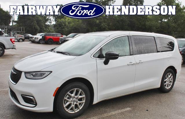 2024 Chrysler Pacifica Touring L for sale in Henderson, TX