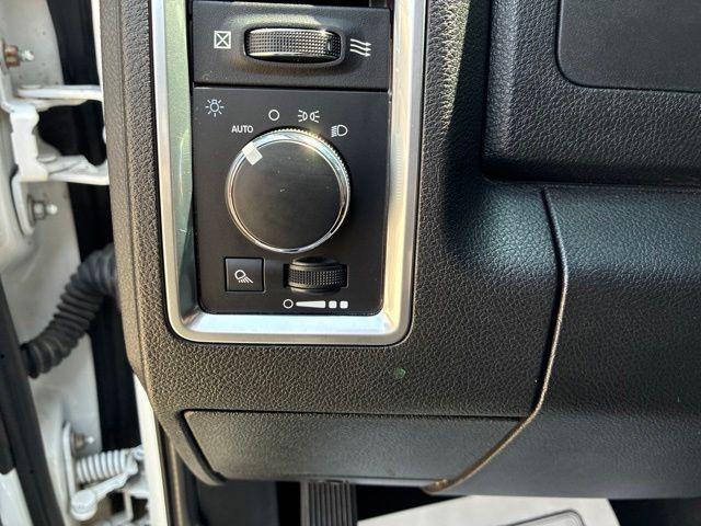2023 Ram 1500 Classic SLT Crew Cab 4x4 57 Box