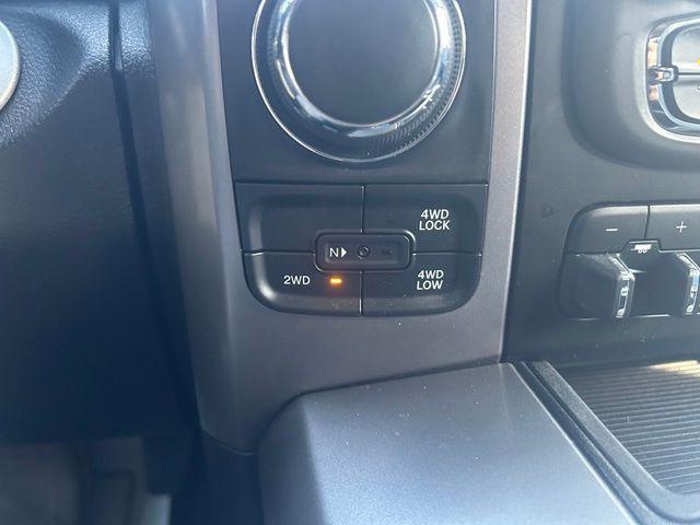 2023 Ram 1500 Classic SLT Crew Cab 4x4 57 Box