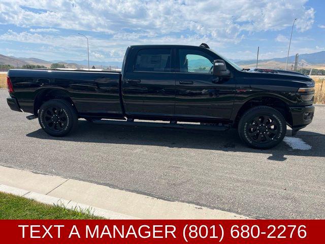 2026 RAM Ram 3500 RAM 3500 LARAMIE CREW CAB 4X4 8 BOX
