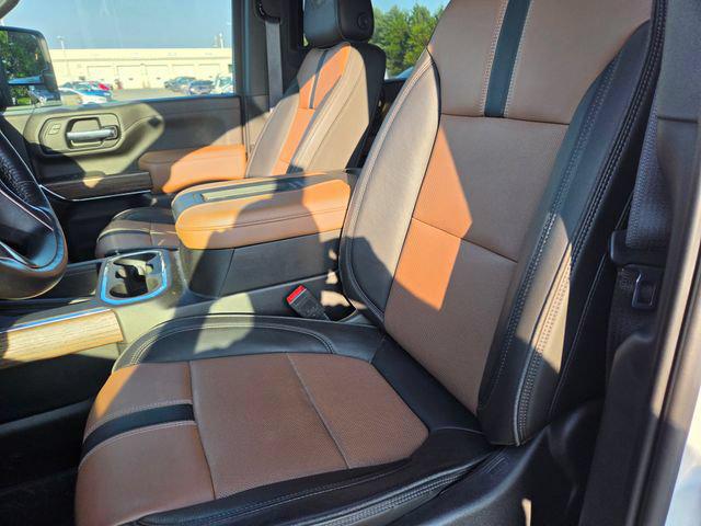 2021 Chevrolet Silverado 2500HD 4WD Crew Cab Standard Bed High Country 2021 Chevrolet Silverado 2500HD 4WD Crew Cab Standard Bed High Country