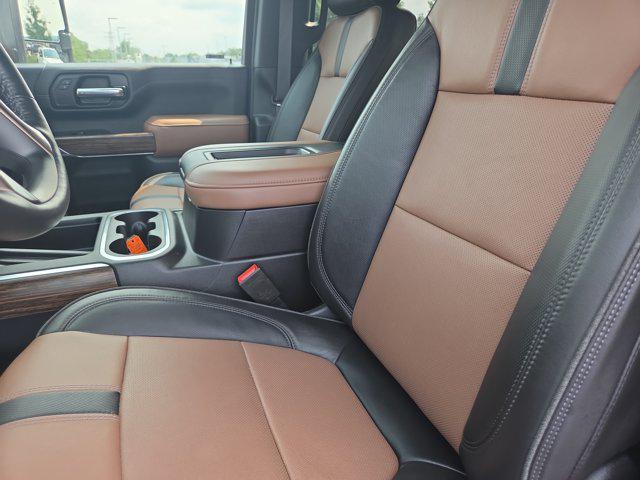 2021 Chevrolet Silverado 2500HD 4WD Crew Cab Standard Bed High Country 2021 Chevrolet Silverado 2500HD 4WD Crew Cab Standard Bed High Country