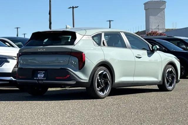 2026 Kia K4 EX