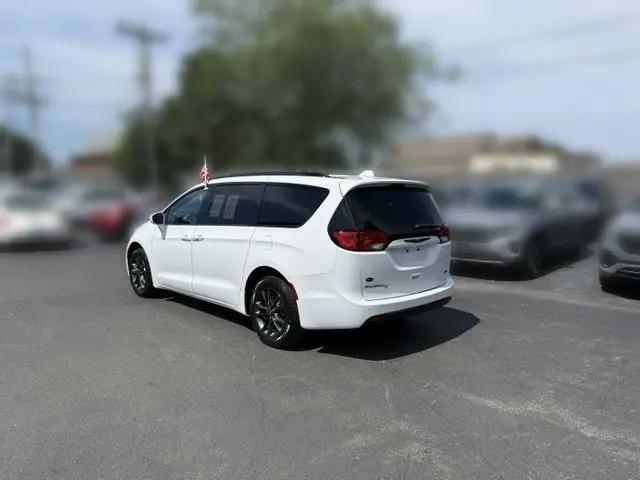 2020 Chrysler Pacifica AWD Launch Edition