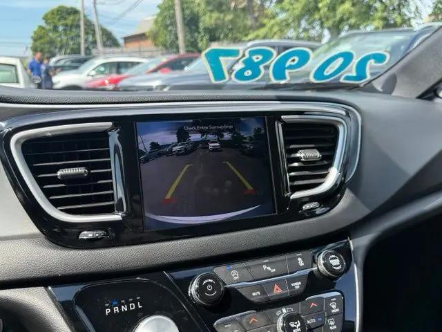 2020 Chrysler Pacifica AWD Launch Edition