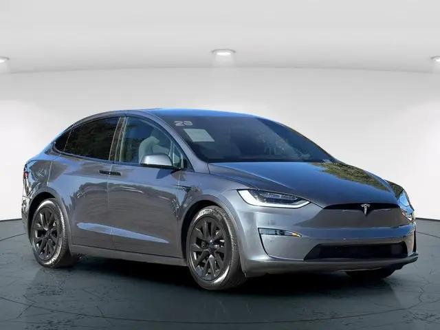 2023 Tesla Model X Plaid Tri Motor All-Wheel Drive