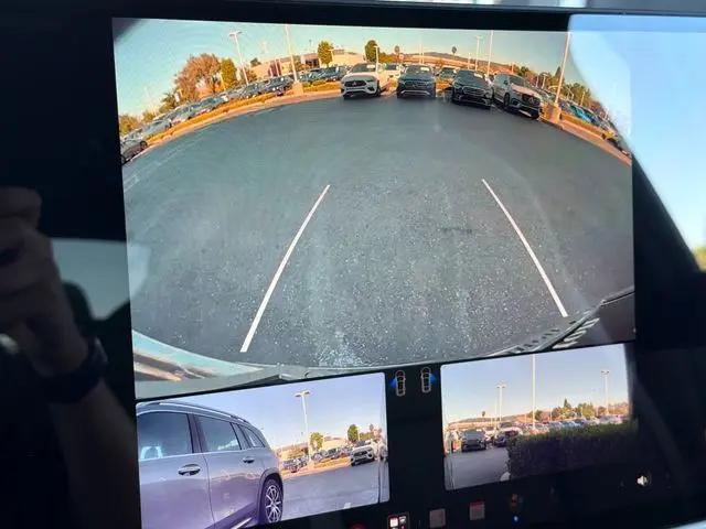 2023 Tesla Model X Plaid Tri Motor All-Wheel Drive