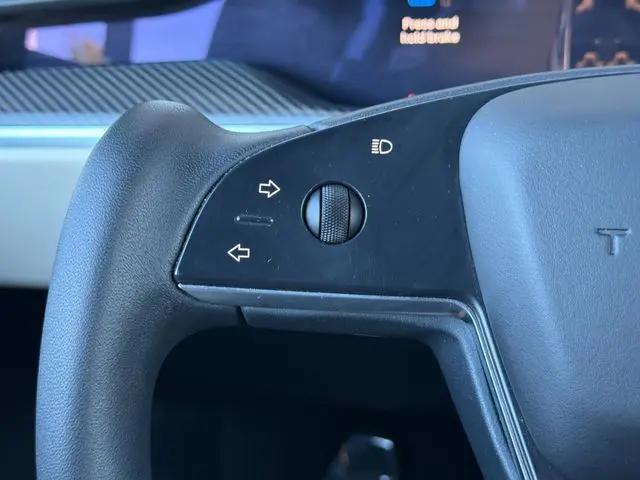 2023 Tesla Model X Plaid Tri Motor All-Wheel Drive