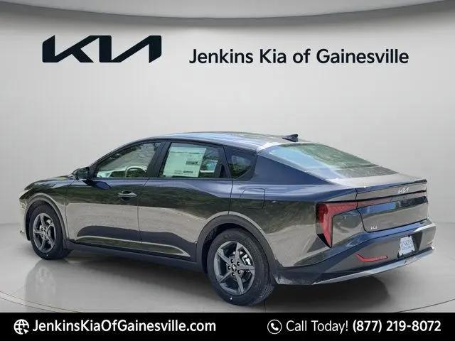 2026 Kia K4 LXS