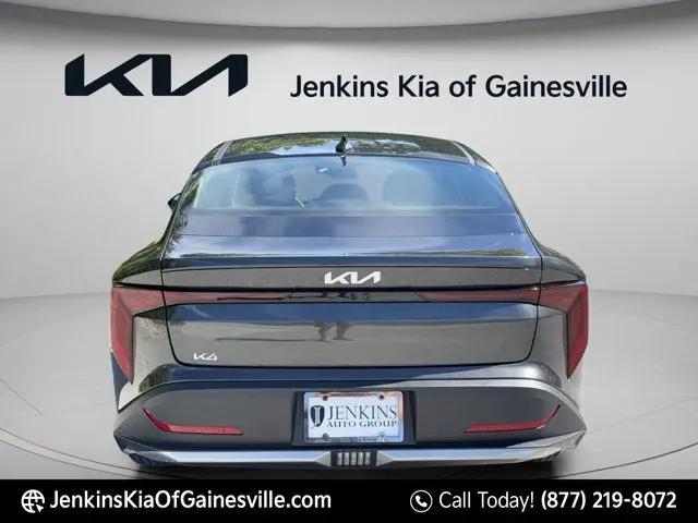 2026 Kia K4 LXS