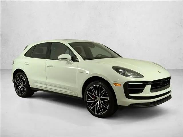 2025 Porsche Macan S