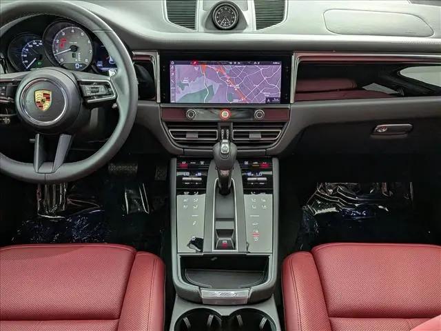 2025 Porsche Macan S