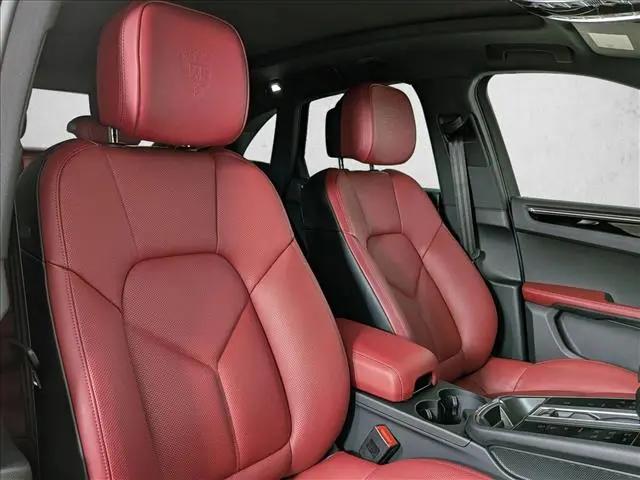 2025 Porsche Macan S