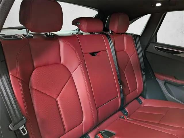 2025 Porsche Macan S