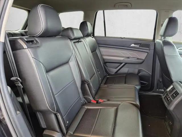 2021 Volkswagen Atlas 3.6L V6 SE w/Technology