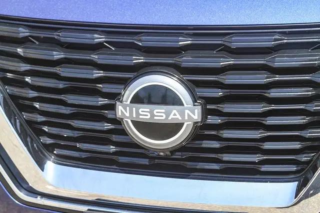 2023 Nissan Rogue SL FWD