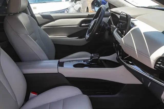 2023 Nissan Rogue SL FWD