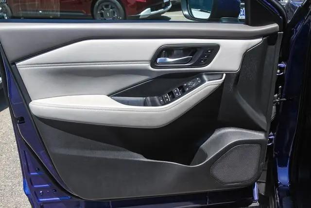 2023 Nissan Rogue SL FWD