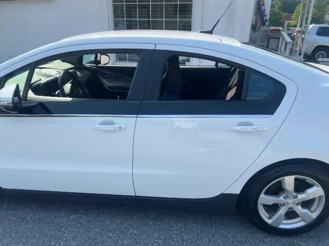 2014 Chevrolet Volt Base