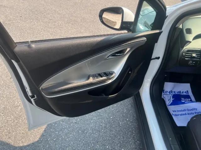 2014 Chevrolet Volt Base