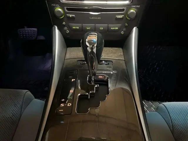 2011 Lexus IS 350C IS 350C