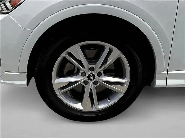 2022 Audi Q3 Premium Plus 45 TFSI S line quattro Tiptronic