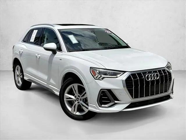 2022 Audi Q3 Premium Plus 45 TFSI S line quattro Tiptronic