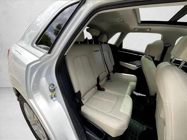 2022 Audi Q3 Premium Plus 45 TFSI S line quattro Tiptronic