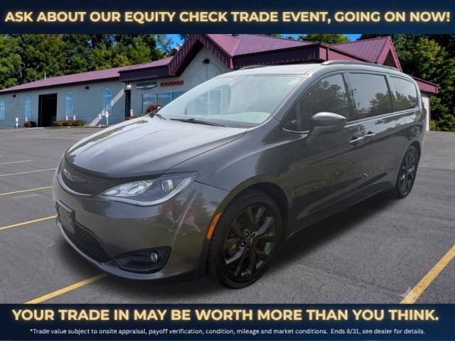 2020 Chrysler Pacifica Touring L