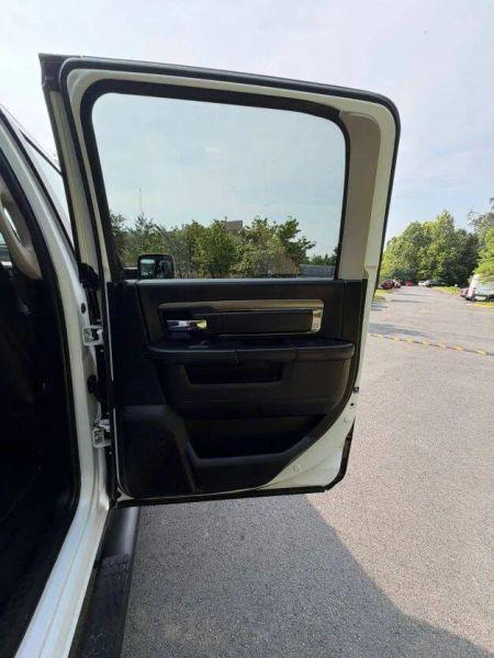 2017 Ram 1500 Night Crew Cab 4x4 57 Box