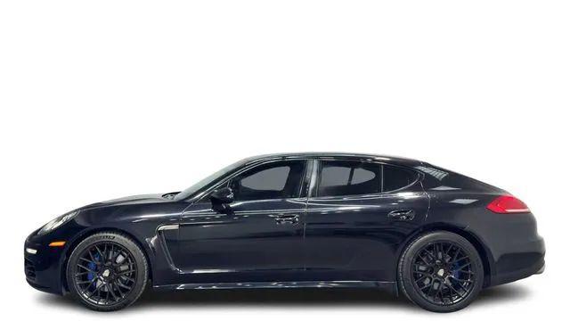 2016 Porsche Panamera 4