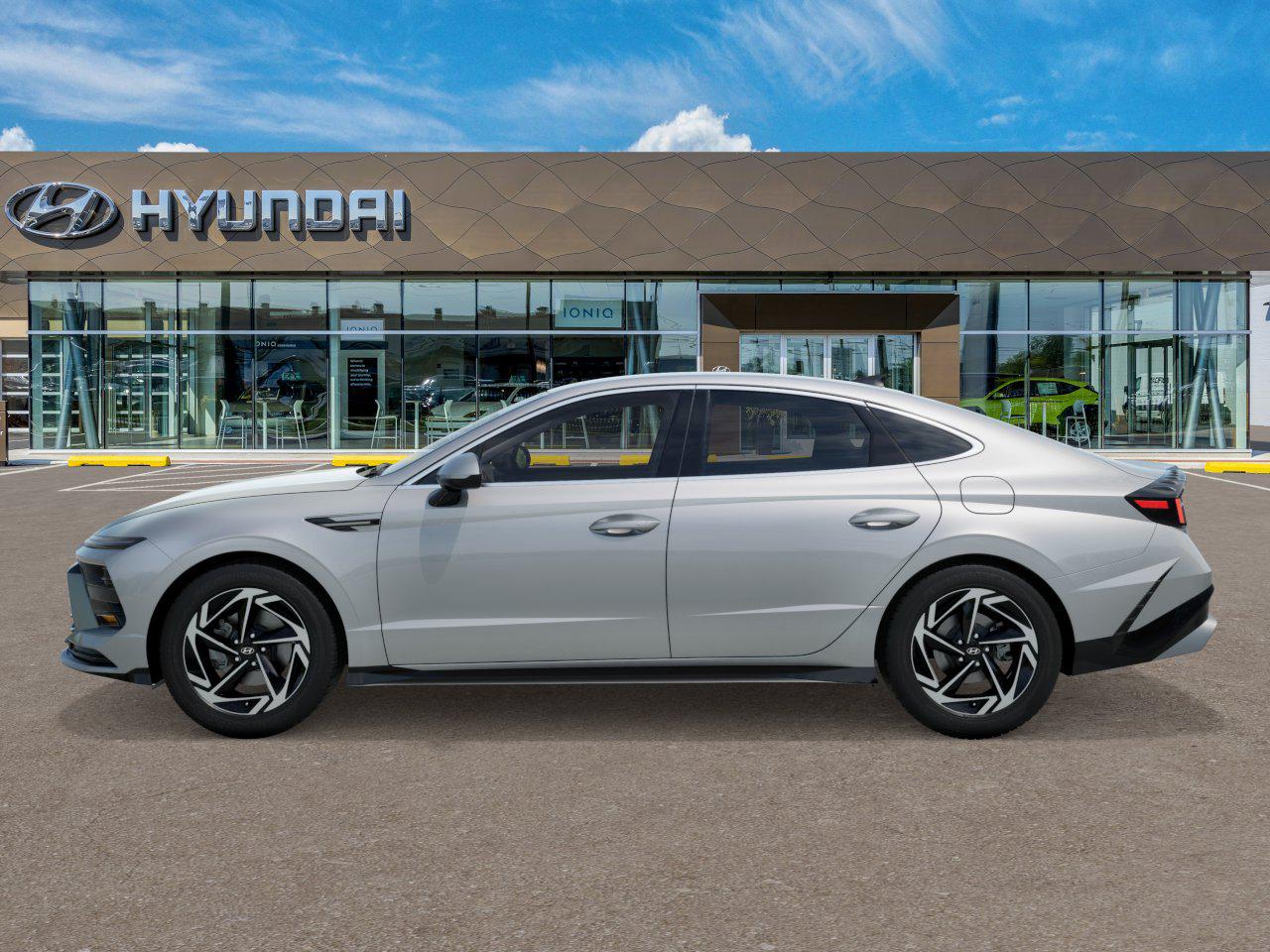 2026 Hyundai Sonata SEL photo 3