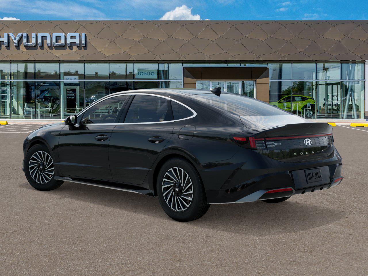 2026 Hyundai Sonata Hybrid Limited photo 5