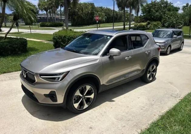 2024 Volvo XC40 B5 Plus Bright Theme for sale in Savannah, GA