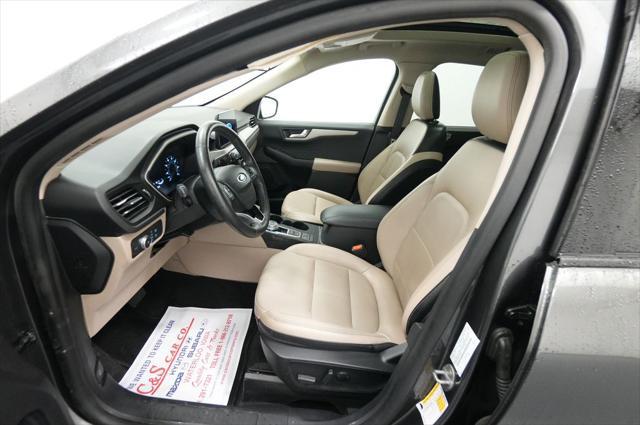 2020 Ford Escape SEL