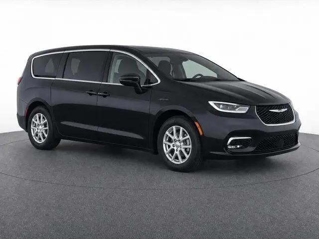 2023 Chrysler Pacifica Touring L for sale in Memphis, TN