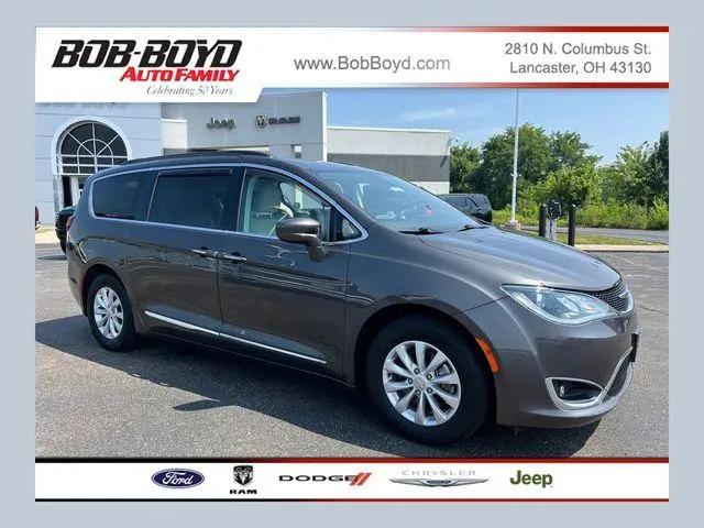 2017 Chrysler Pacifica Touring-L for sale near Lancaster, OH