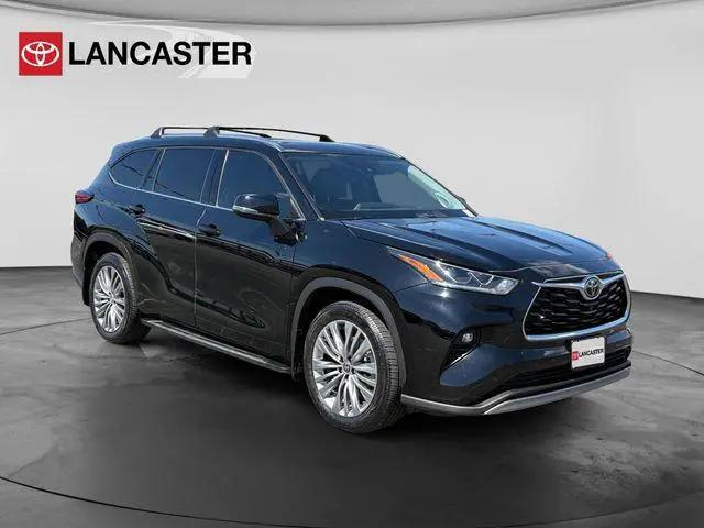 2022 Toyota Highlander Platinum for sale in Lancaster, CA