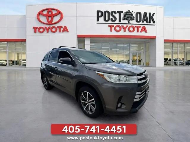 2018 Toyota Highlander XLE for sale in Midwest City, OK