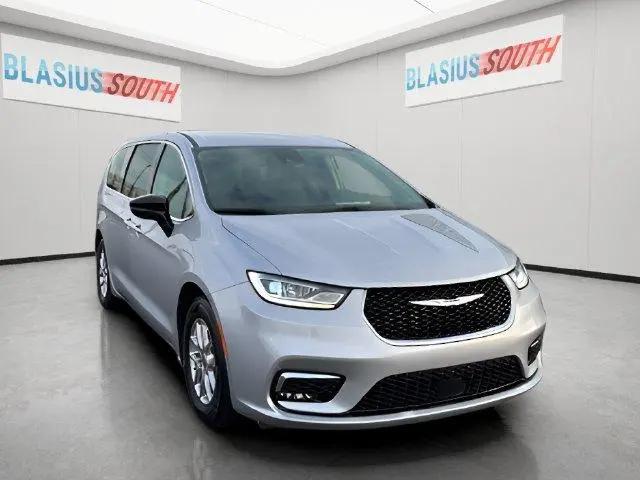 2024 Chrysler Pacifica Touring L for sale in Bristol, CT