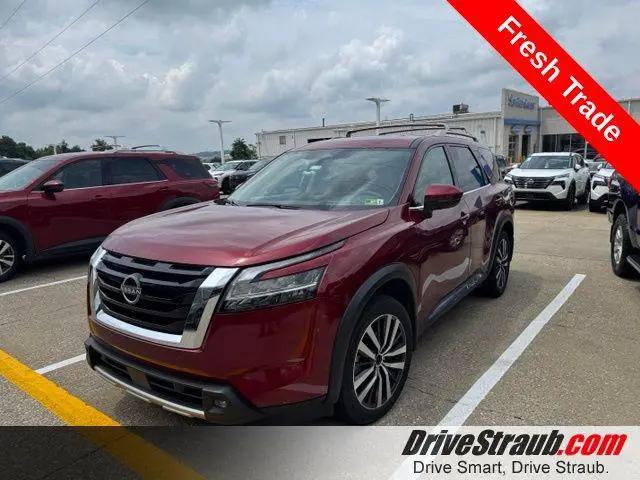 2022 Nissan Pathfinder Platinum 4WD for sale in Triadelphia, WV