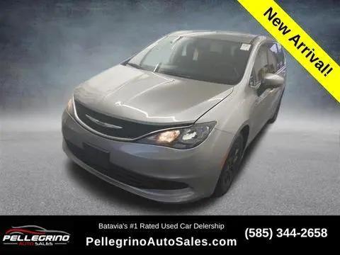 2017 Chrysler Pacifica Touring for sale in Batavia, NY