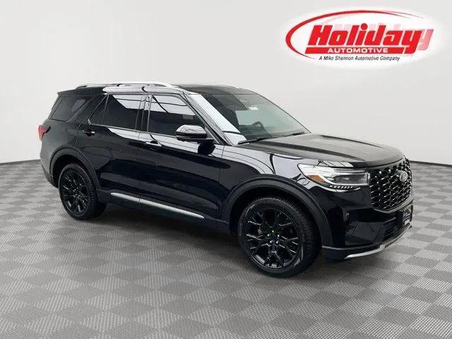 2025 Ford Explorer Platinum for sale in Fond du Lac, WI