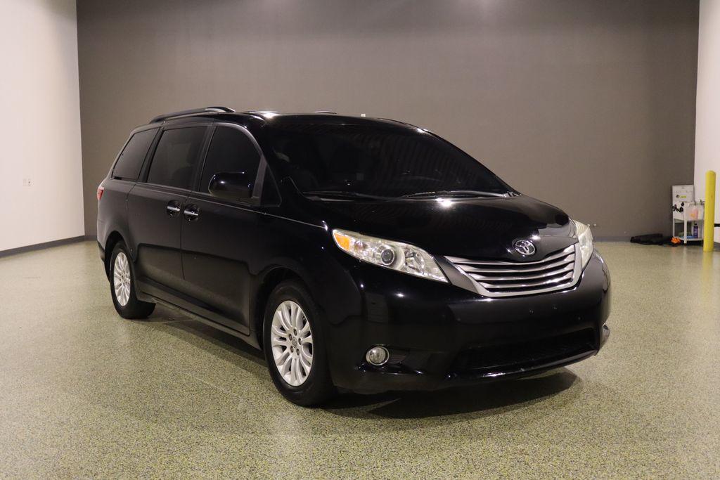 car-gallery-1