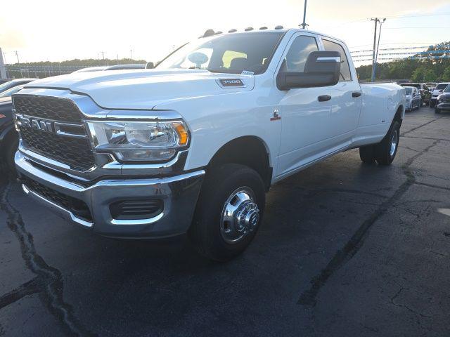 2023 Ram 3500 Tradesman Crew Cab 4x4 8' Box for sale in Republic, MO