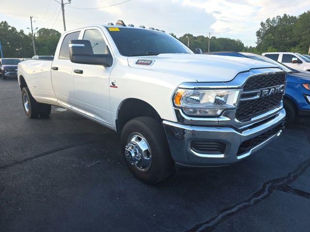 2023 Ram 3500 Tradesman Crew Cab 4x4 8' Box