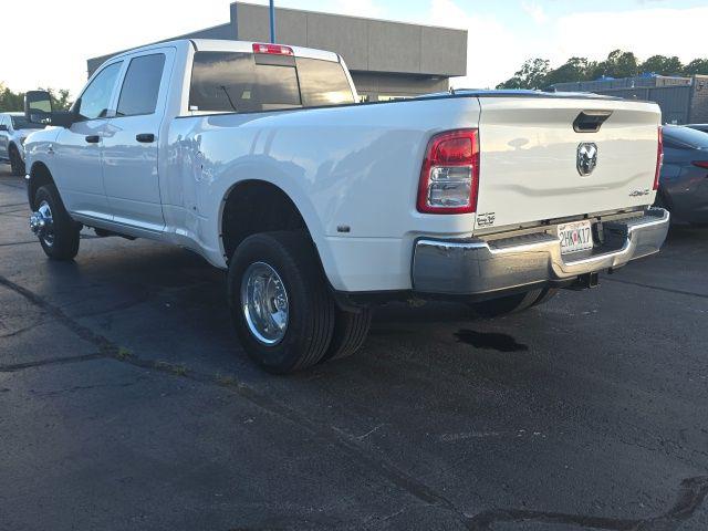 2023 Ram 3500 Tradesman Crew Cab 4x4 8' Box